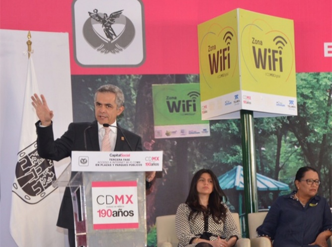 Mancera poner en marcha tercera fase del programa Wifi CDMX