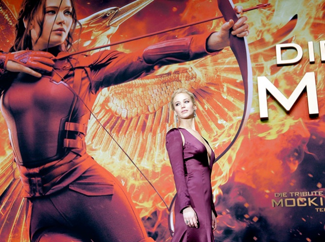 La nueva de 'The Hunger Games' desbanca a 'James Bond'