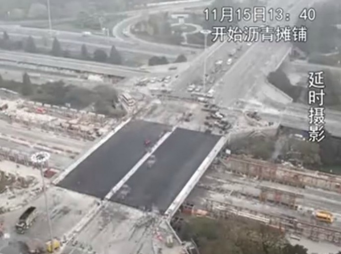 Ingenieros chinos destruyen y reconstruyen un puente entero en horas