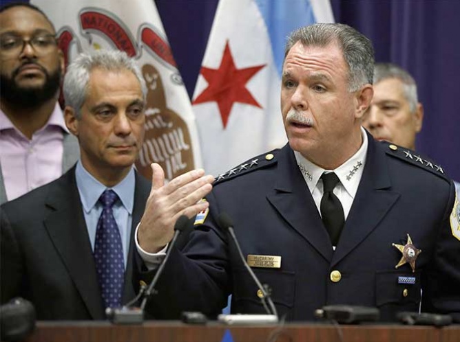 Despiden a jefe de policía de Chicago por muerte de joven afroamericano