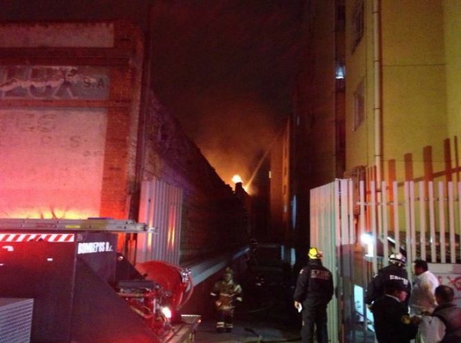 Incendio en un local comercial de la colonia Morelos