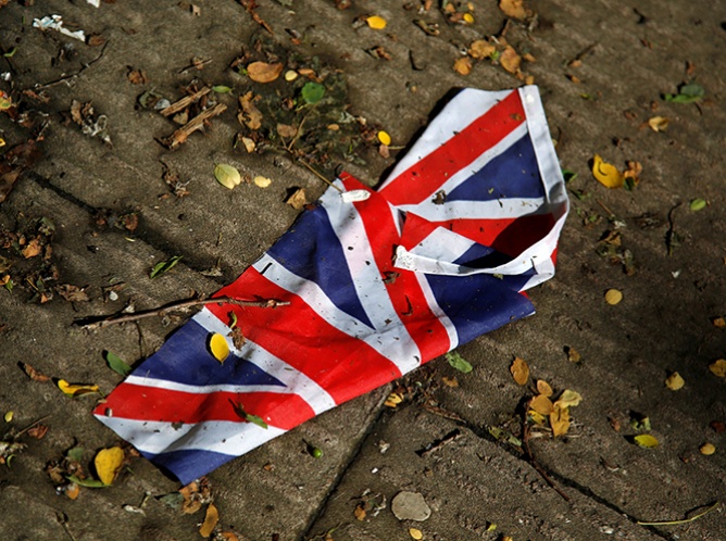 Que siempre no: Británicos piden segundo referendo