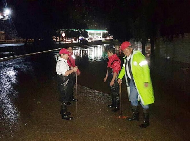 Lluvia dejó 13 inundaciones severas en Cuajimalpa 