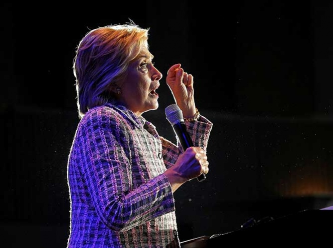 Demócratas eligen a Hillary Clinton como candidata a la presidencia de EU
