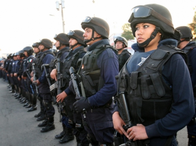 Gendarmería rescata a guatemaltecos