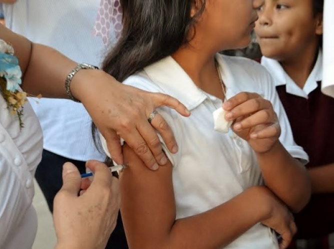 Invierte GDF 76 millones en vacunas contra papiloma