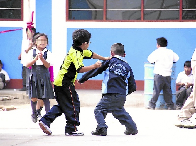 SNTE entregará propuesta a SEP; Reglamento escolar contra bullying