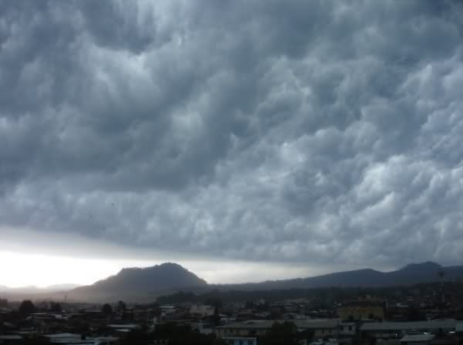 Habrá lluvia por la tarde en la Ciudad de México: Enrique Albores 