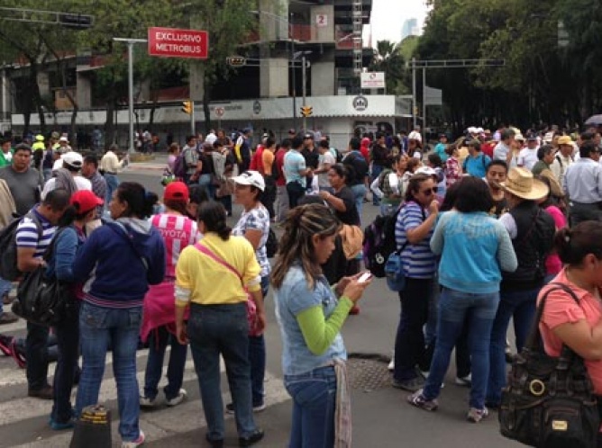 Tomen precauciones, marcha CNTE de Zócalo a Los Pinos