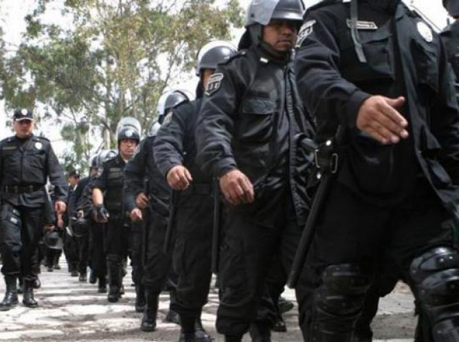 Dan de baja a mil policías en Edomex; van por otros mil