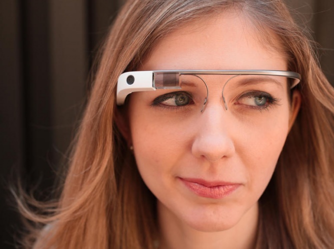 Google lanza colección exclusiva de "Google glasses"