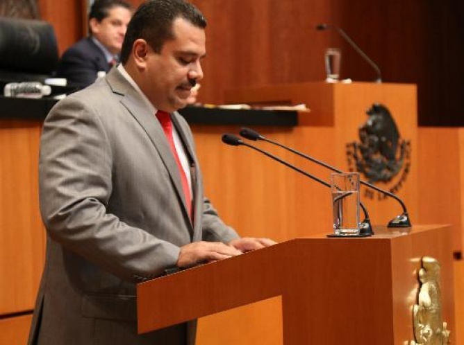 Exige Senado esclarecer asesinato de mexicanos en Chicago