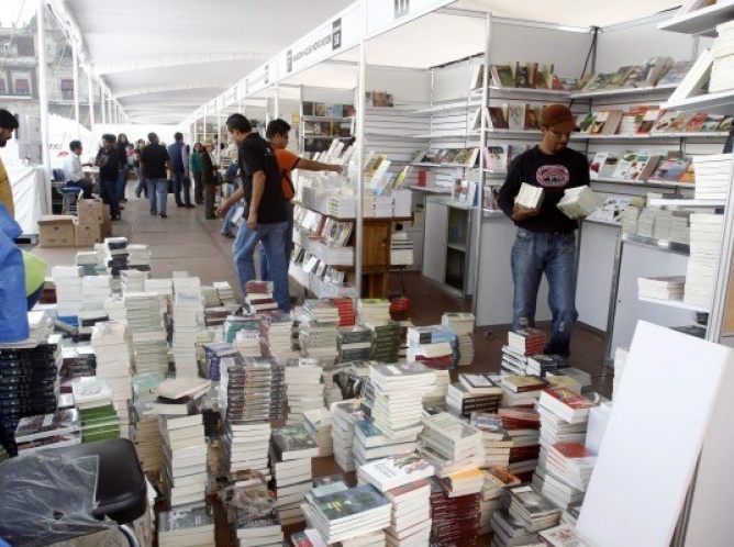 XIV Feria Internacional del Libro llega al Zócalo