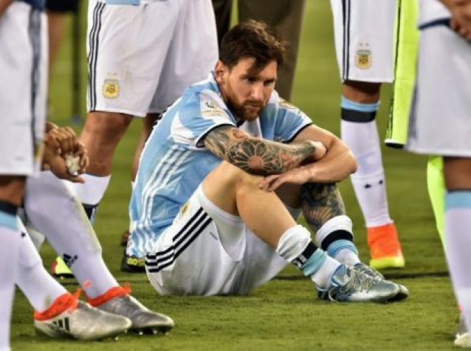 Un adiós sin honores para Lionel Messi