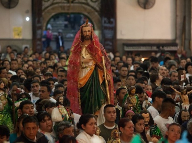 Miles de feligreses se congregan para celebrar a San Judas Tadeo