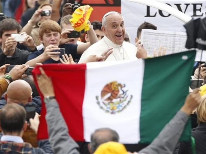Piden a voluntarios mantener euforia en visita papal