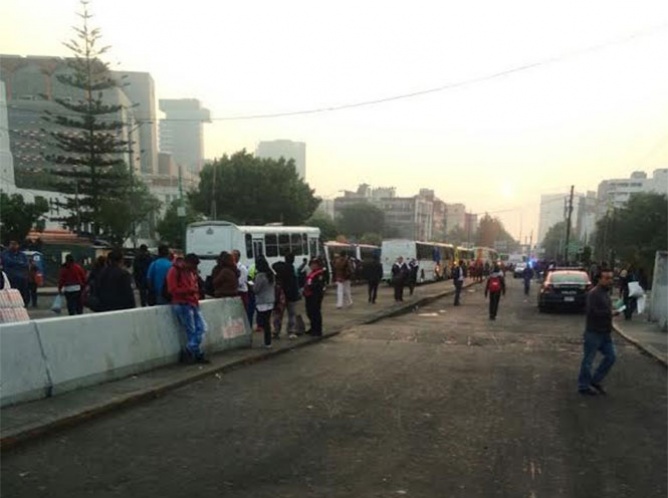 Liberan paradero del Metro Chapultepec de ambulantes