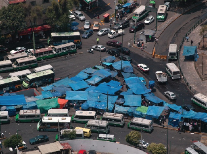 Insostenible y peligrosa situación de ambulantes en Metro Chapultepec, señala Patricia Mercado