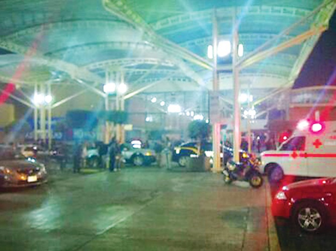 Joyería ubicada en Plaza Tepeyac es asaltada; mujer resulta herida