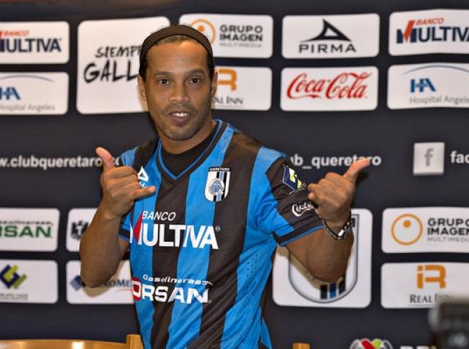 Quiero salir campeón con el Queretaro: Ronaldinho