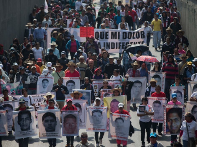 Saldo blanco marcha Ayotzinapa