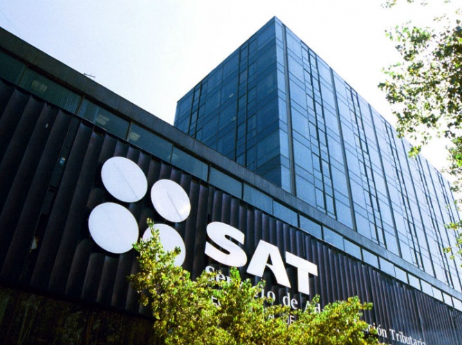 SAT incorporó a 8 millones de personas al padrón contribuyentes.