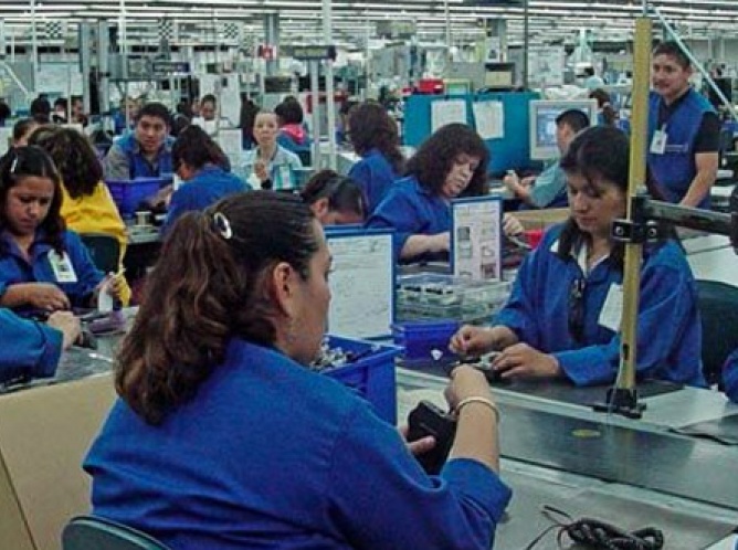 Los diputados despojan de sus derechos a los trabajadores: Ángel Verdugo